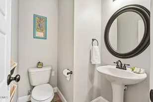 5933 Rounder Ln, Holly Springs, NC 27540 - Photo 19