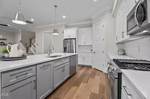 4919 Trek Ln, Raleigh, NC 27606 - Photo 9