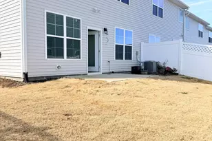 2222 Cherry Top Dr, Fuquay-Varina, NC 27526 - Photo 3