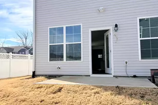 2222 Cherry Top Dr, Fuquay-Varina, NC 27526 - Photo 5