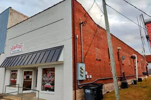 105 Marigold St, Rocky Mount, NC 27801 - Photo 1