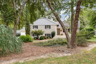 1009 Westwood Dr, Raleigh, NC 27607 - Photo 5