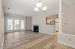 1001 Brighthurst Dr, Raleigh, NC 27605 - Photo 9