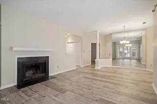 1001 Brighthurst Dr, Raleigh, NC 27605 - Photo 11