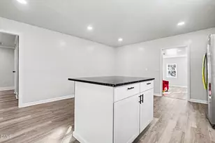 503 Hilliard St, Henderson, NC 27536 - Photo 13