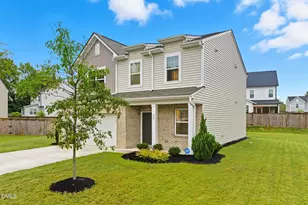 28 White Hart Ct, Angier, NC 27501 - Photo 3