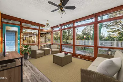 210 E Holt Street, Smithfield, NC 27577 - Photo 7