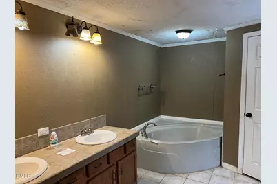 2108 Persimmon Circle, Archer Lodge, NC 27527 - Photo 11