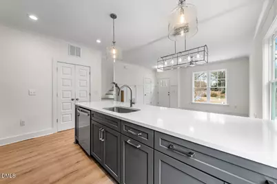 2805 A Fawn Avenue, Durham, NC 27705 - Photo 5