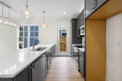 2805 A Fawn Avenue, Durham, NC 27705 - Photo 5