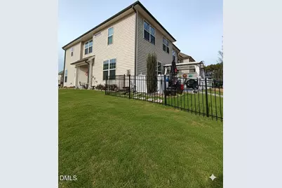 7816 Honeysuckle Bend Drive #724, Raleigh, NC 27616 - Photo 7