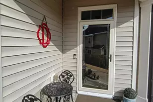 7816 Honeysuckle Bend Dr, Raleigh, NC 27616 - Photo 5