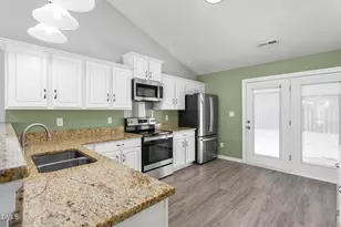 1210 St Regis Dr, Burlington, NC 27217 - Photo 5