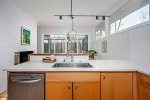 1004 Kings Mill Rd, Chapel Hill, NC 27517 - Photo 11