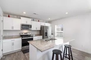 2902 Cullens Dr, Graham, NC 27253 - Photo 9