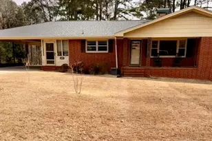 102 Hillcrest Dr, Smithfield, NC 27577 - Photo 1