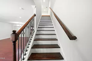 536 Rockcastle Dr, Cary, NC 27519 - Photo 9