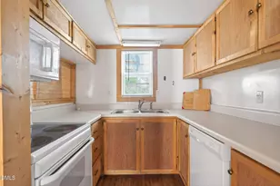 530 Avent Ferry Rd, Holly Springs, NC 27540 - Photo 33