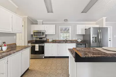 530 Avent Ferry Road, Holly Springs, NC 27540 - Photo 15