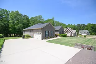 197 W Paige Wynd Dr, Angier, NC 27501 - Photo 51