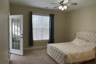 623 Ives Ct, Chapel Hill, NC 27514 - Photo 17