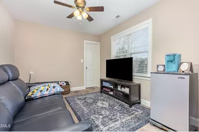40 Oscar Wilde Way, Youngsville, NC 27596 - Photo 15