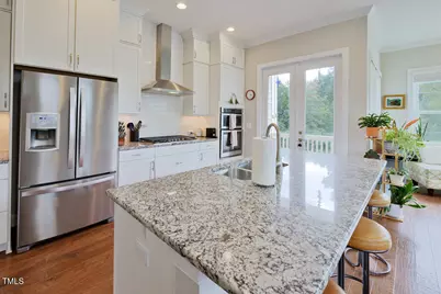 910 Wake Towne Drive, Raleigh, NC 27609 - Photo 9