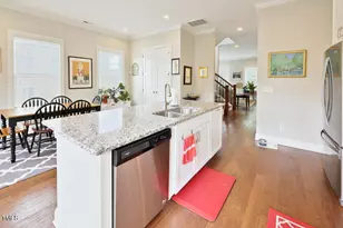 910 Wake Towne Dr, Raleigh, NC 27609 - Photo 11