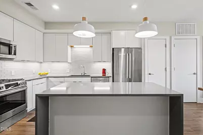 214 Hunt Street #Apt 710, Durham, NC 27701 - Photo 9