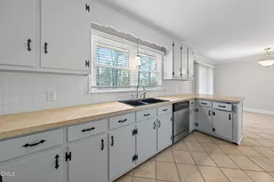 2010 Eastwood Dr, Durham, NC 27703 - Photo 25