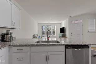 389 Channel Drop Dr, Clayton, NC 27520 - Photo 11