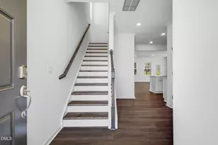 346 Beachcomber Dr, Lillington, NC 27546 - Photo 3