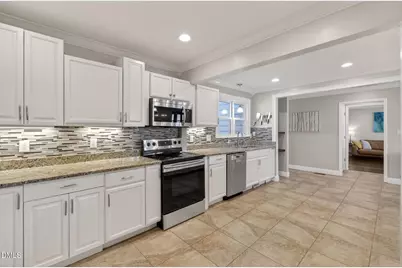 2504 Oakes Plantation Drive, Raleigh, NC 27610 - Photo 7