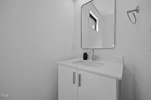 808 Culpepper Ln, Raleigh, NC 27610 - Photo 15