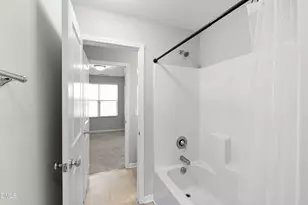 128 Bridge St, Fuquay-Varina, NC 27526 - Photo 7