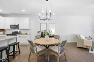 114 Pleasant Glen Ln, Apex, NC 27539 - Photo 5