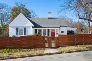 1109 N Elizabeth St, Durham, NC 27701 - Photo 7