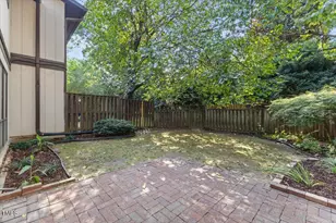 3916 Wendy Ln, Raleigh, NC 27606 - Photo 5