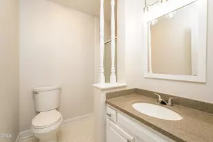 706 Edinburgh Ct, Burlington, NC 27215 - Photo 13