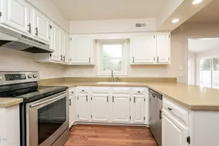 706 Edinburgh Ct, Burlington, NC 27215 - Photo 5