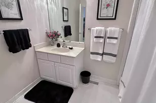 226 Edgewater Cir, Chapel Hill, NC 27516 - Photo 39