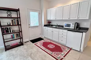 226 Edgewater Cir, Chapel Hill, NC 27516 - Photo 35