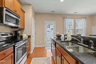 305 Leighann Ridge Ln, Rolesville, NC 27571 - Photo 9