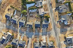 304 Wellspring Dr, Holly Springs, NC 27540 - Photo 47