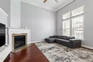 10321 Sablewood Dr, Raleigh, NC 27617 - Photo 5