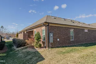 194 Dunvegan Ln, Burlington, NC 27215 - Photo 27