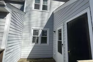 210 S Hollybrook Rd, Wendell, NC 27591 - Photo 9