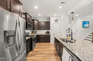 3437 Longleaf Estates Dr, Raleigh, NC 27616 - Photo 5