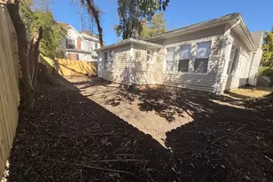 212 Charles St, Henderson, NC 27536 - Photo 35