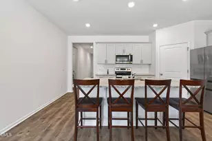 35 Hickory Holw Cir, Youngsville, NC 27596 - Photo 5